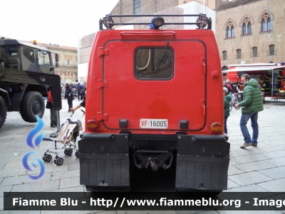 Hägglund & Söner Bandvagn 206
Vigili del Fuoco
Comando Provinciale di Bologna
VF 16005
Festa delle Forze Armate 2012
Parole chiave: Hägglund-&-Söner Bandvagn_206 VF16005 Festa_Forze_Armate_2012