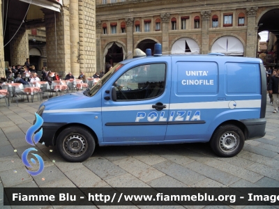 Fiat Doblò I Serie
Polizia di Stato
Unita' Cinofile
POLIZIA F3607
Festa delle Forze Armate 2012
Parole chiave: Fiat Doblò_ISerie POLIZIAF3607 Festa_Forze_Armate_2012