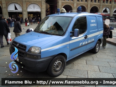 Fiat Doblò I Serie
Polizia di Stato
Unita' Cinofile
POLIZIA F3607
Festa delle Forze Armate 2012
Parole chiave: Fiat Doblò_ISerie POLIZIAF3607 Festa_Forze_Armate_2012