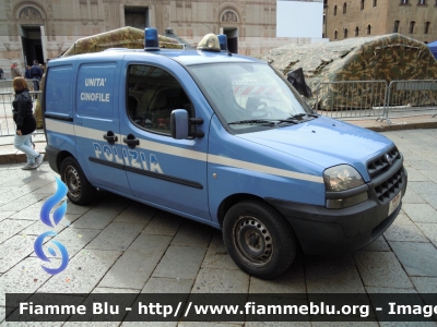 Fiat Doblò I Serie
Polizia di Stato
Unita' Cinofile
POLIZIA F3607
Festa delle Forze Armate 2012
Parole chiave: Fiat Doblò_ISerie POLIZIAF3607 Festa_Forze_Armate_2012