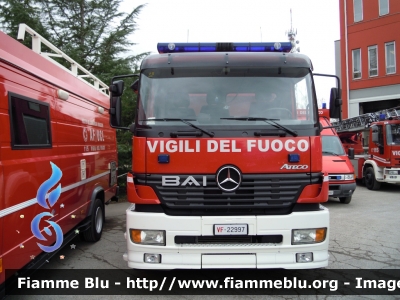 Mercedes-Benz Atego 1828 I serie
Vigili del Fuoco
 Comando Provinciale di Ravenna
 AutoBottePompa allestimento BAI
 VF 22997
 Santa Barbara 2012 Ravenna 
Parole chiave: Mercedes-Benz Atego_1828_Iserie VF22997 Santa_Barbara_VVF_2012