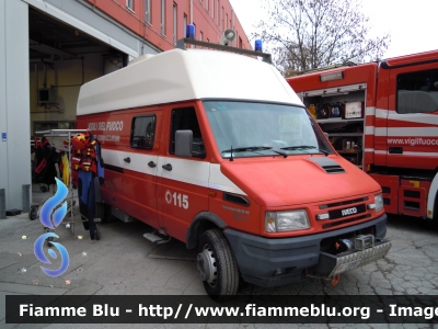 Iveco Daily II Serie
Vigili del Fuoco
 Comando Provinciale di Ravenna
 N.S.S.A. Ravenna
 VF 20887
 Santa Barbara 2012 Ravenna
Parole chiave: Iveco Daily_IISerie VF20887 Santa_Barbara_VVF_2012