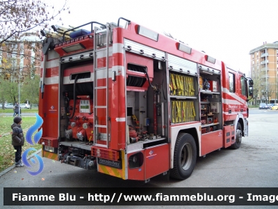 Mercedes-Benz Actros 1841 II serie
Vigili del Fuoco
 Comando Provinciale di Ravenna
 AutoPompaSerbatoio allestimento BAI
 VF 24454
 Santa Barbara 2012 Ravenna 

Parole chiave: Mercedes-Benz Actros_1841_IIserie VF24454 Santa_Barbara_VVF_2012