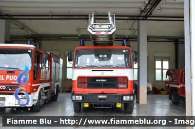 Fiat 684N
Vigili del Fuoco
Comando Provinciale di Pisa
Distaccamento Permanente di Volterra
AutoScala allestimento Magirus-Macchi
VF 10066
Parole chiave: Fiat 684N VF10066