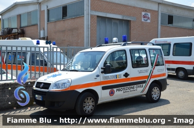 Fiat Doblò II serie
Pubblica Assistenza Serravalle Sesia
Protezione Civile 
Allestimento Aricar
Parole chiave: Fiat Doblò_IIserie Open_Day_Aricar_2014