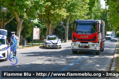 Iveco EuroCargo MaxiCity 180E30 IV serie
Vigili del Fuoco
Comando Provinciale di Ravenna
AutoPompaSerbatoio allestimento Magirus
VF 29725
Parole chiave: Iveco EuroCargo_MaxiCity_180E30_IVserie VF29725