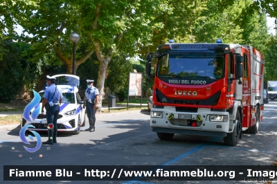 Iveco EuroCargo MaxiCity 180E30 IV serie
Vigili del Fuoco
Comando Provinciale di Ravenna
AutoPompaSerbatoio allestimento Magirus
VF 29725
Parole chiave: Iveco EuroCargo_MaxiCity_180E30_IVserie VF29725