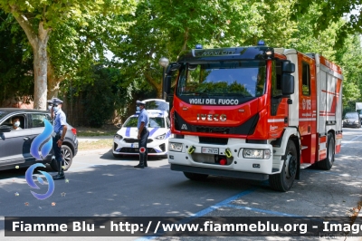 Iveco EuroCargo MaxiCity 180E30 IV serie
Vigili del Fuoco
Comando Provinciale di Ravenna
AutoPompaSerbatoio allestimento Magirus
VF 29725
Parole chiave: Iveco EuroCargo_MaxiCity_180E30_IVserie VF29725