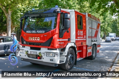 Iveco EuroCargo MaxiCity 180E30 IV serie
Vigili del Fuoco
Comando Provinciale di Ravenna
AutoPompaSerbatoio allestimento Magirus
VF 29725
Parole chiave: Iveco EuroCargo_MaxiCity_180E30_IVserie VF29725