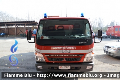 Mitsubishi Canter II Serie
Vigili del Fuoco
Comando Provinciale di Reggio Emilia
Distaccamento Permanente di Guastalla
AutoPompaSerbatoio allestimento BAI
VF 25215

Si ringrazia il Comandante e tutto il 
personale del Comando per la 
disponibilità e la collaborazione
Parole chiave: Mitsubishi Canter_IISerie VF25215