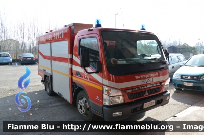 Mitsubishi Canter II Serie
Vigili del Fuoco
Comando Provinciale di Reggio Emilia
Distaccamento Permanente di Guastalla
AutoPompaSerbatoio allestimento BAI
VF 25215

Si ringrazia il Comandante e tutto il 
personale del Comando per la 
disponibilità e la collaborazione
Parole chiave: Mitsubishi Canter_IISerie VF25215