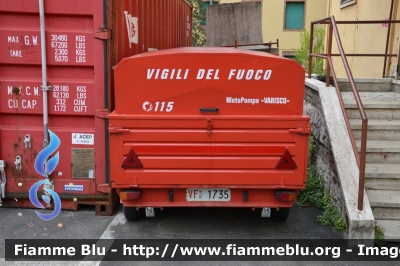 Carrello
Vigili del Fuoco
Comando Provinciale di Siena
Pompa Varisco
VF R 1735
Parole chiave: Carrello VFR1735