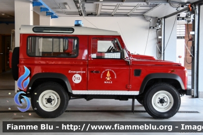 Land-Rover Defender 90
Vigili del Fuoco
Unione Distrettuale della Val Di Sole
Corpo Volontario di Malè (TN)
VF 8D9 TN
Parole chiave: Land-Rover Defender_90 VF8D9TN