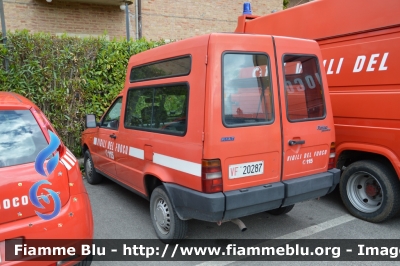 Fiat Fiorino II serie
Vigili del Fuoco
Comando Provinciale di Siena
VF 20287
Parole chiave: Fiat Fiorino_IIserie VF20287