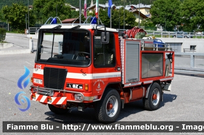 Ozeta 50 4x4 Turbo
Vigili del Fuoco
Unione Distrettuale della Val Di Sole
Corpo Volontario di Malè (TN)
VF B52 TN
Parole chiave: Ozeta 50_4x4_Turbo VFB52TN