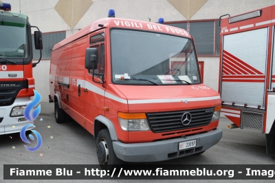 Mercedes-Benz Vario 612D
Vigili del Fuoco
Comando Provinciale di Brescia
VF 20697
Parole chiave: Mercedes-Benz Vario_612D VF20697 Reas_2013