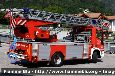 Iveco EuroCargo 120E21 I serie
Vigili del Fuoco
Unione Distrettuale della Val Di Sole
Veicolo ospitato dal corpo di Malè (TN)
Allestimento Iveco-Magirus
VF B53 TN
Parole chiave: Iveco EuroCargo_120E21_Iserie VFB53TN