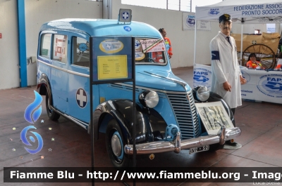 Fiat 1100 BL
Croce Bianca Milano
Sezione di Cesano
Autoparco storico

Parole chiave: Fiat 1100_BL Reas_2017 Ambulanza