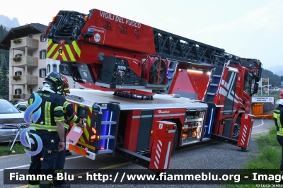 Scania P320
Vigili del Fuoco
Unione Distrettuale di Fassa
Assegnata al corpo di Pozza di Fassa (TN)
Allestimento Rosenbauer
VF 4W5 TN
Parole chiave: Scania P320 VF4W5TN