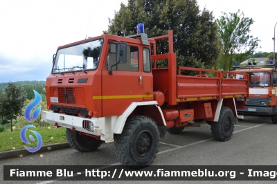 Iveco 80-17
Vigili del Fuoco
Comando Provinciale di Siena
Distaccamento Permanente di Poggibonsi
VF 23382
Parole chiave: Iveco 80-17 VF23382