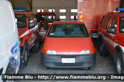 Fiat Punto I serie
Vigili del Fuoco
Comando Provinciale di Rovigo
VF 18742
Parole chiave: Fiat Punto_Iserie VF18742