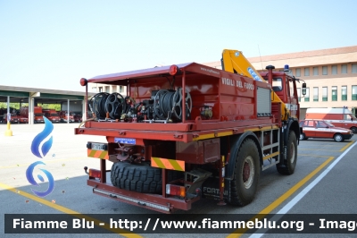 Man-Meccanica F99 4x4
Vigili del Fuoco
Comando Provinciale di Ferrara
Modulo AIB Fortini
Gru Effer
VF 17246
Parole chiave: Man-Meccanica F99_4x4 VF17246