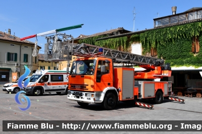 Iveco EuroFire 150E27 I serie
Vigili del Fuoco
Comando Provinciale Bologna
Distaccamento Volontario di San Pietro in Casale
AutoScala da 30 metri allestita Iveco-Magirus 
Festa della Repubblica 2018 
Parole chiave: Iveco EuroFire_150E27_Iserie Festa_della_Repubblica_2018