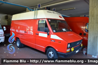 Iveco Daily I serie
Vigili del Fuoco
Comando Provinciale di Forlì Cesena
VF 12763
Parole chiave: Iveco Daily_Iserie VF12763