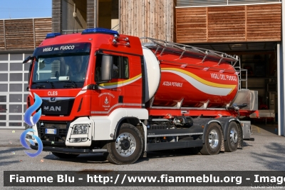 Man TGS 26.500 II serie
Vigili del Fuoco
Unione distrettuale di Cles
Corpo Volontario di Cles (TN)
VF 9J9 TN
Parole chiave: Man TGS_26.500_IIserie VF9J9TN