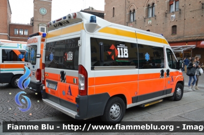 Fiat Ducato X250
Sant'Agostino Soccorso
Allestimento Vision
 FE-SA-19
Mezzo in convenzione con 
118 Ferrara Soccorso
Parole chiave: Fiat Ducato_X250 Ambulanza