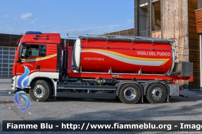 Man TGS 26.500 II serie
Vigili del Fuoco
Unione distrettuale di Cles
Corpo Volontario di Cles (TN)
VF 9J9 TN
Parole chiave: Man TGS_26.500_IIserie VF9J9TN