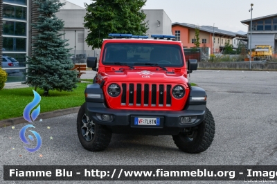 Jeep Wrangler Rubicon Limited
Vigili del Fuoco
Unione distrettuale di Cles
Corpo Volontario di Cles (TN)
VF 7L8 TN
Parole chiave: Jeep Wrangler_Rubicon_Limited VF7L8TN