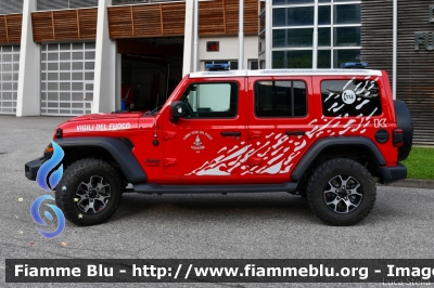 Jeep Wrangler Rubicon Limited
Vigili del Fuoco
Unione distrettuale di Cles
Corpo Volontario di Cles (TN)
VF 7L8 TN
Parole chiave: Jeep Wrangler_Rubicon_Limited VF7L8TN