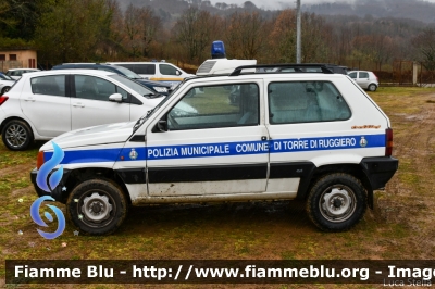 Fiat Panda 4x4 II serie
Polizia Locale
Torre di Ruggiero (CZ)
Parole chiave: Fiat Panda_4x4_IIserie