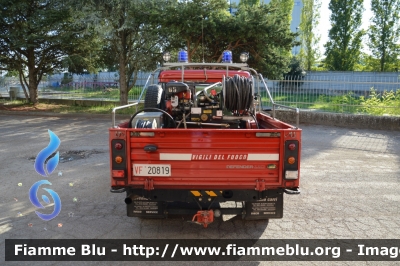 Land Rover Defender 110 HCPU
Vigili del Fuoco
Comando Provinciale di Ravenna
Distaccamento di Ravenna Porto
Allestimento Piemme Antincendi
VF 20819
Il mezzo è stato donato da un imprenditore locale
Parole chiave: Land-Rover Defender_110_HCPU VF20819