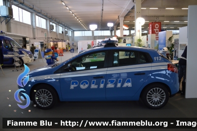 Fiat Nuova Bravo
Polizia di Stato
Squadra Volante
In esposizione al Reas 2013
POLIZIA H6145

Parole chiave: Fiat Nuova_Bravo POLIZIAH6145 Reas_2013