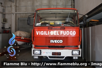 Iveco 190-26
Vigili del Fuoco
Comando Provinciale di Ravenna
Distaccamento Permanente Ravenna Porto 
AutoPompaSerbatoio allestimento Baribbi
VF 16729
Parole chiave: Iveco 190-26 VF16729