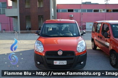 Fiat Doblò III serie
Vigili del Fuoco
Comando Provinciale di Firenze
VF 25921
Parole chiave: Fiat Doblò_IIIserie VF25921