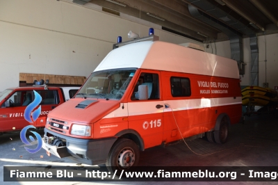 Iveco Daily II Serie
Vigili del Fuoco
Comando Provinciale di Ravenna
N.S.S.A. Ravenna
VF 20887
Parole chiave: Iveco Daily_IISerie VF20887