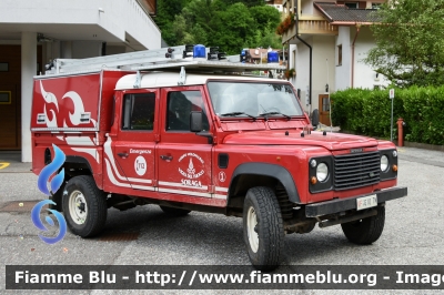  Land Rover Defender 130
Vigili del Fuoco
Unione distrettuale di Fassa
Corpo Volontario di Soraga (TN)
Allestimento Brandschutz
VF G10 TN
Parole chiave:  Land-Rover Defender_ 30 VFG10TN