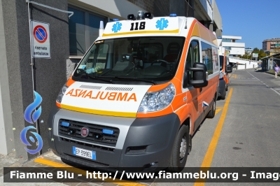 Fiat Ducato X250
118 Romagna Soccorso
Azienda USL Rimini
"BRAVO 08"
Ambulanza allestita Boneschi
Parole chiave: Fiat Ducato_X250 Ambulanza