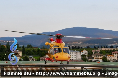 Agusta Westland AW139
Vigili del Fuoco
Corpo Permanente di Trento
Nucleo Elicotteri
I-NOST
Parole chiave: Agusta-Westland AW139 I-NOST