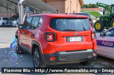 Jeep Renegade
Vigili del Fuoco
Comando Provinciale di Ferrara
VF 27742
Parole chiave: Jeep Renegade VF27742