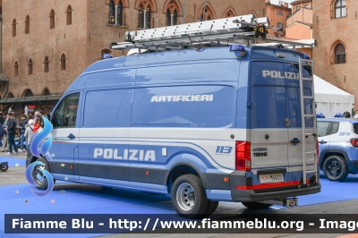 Volkswagen Crafter II serie
Polizia di Stato
Unità Artificieri
Allestimento Tekne
POLIZIA M6635
Festa della Polizia 2023
Parole chiave: Volkswagen Crafter_IIserie  POLIZIAM6635 Festa_della_Polizia_2023