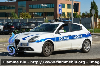 Alfa Romeo Nuova Giuglietta
Polizia Locale
"Unione dei Comuni della Bassa Romagna"
Comune di Lugo (RA)
Allestimento All-Vin
POLIZIA LOCALE YA 665 AP
Parole chiave: Alfa-Romeo Nuova_Giuglietta POLIZIALOCALEYA665aP