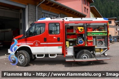 Iveco Daily 4x4 VI serie
Vigili del Fuoco
Unione Distrettuale della Val Di Sole
Corpo Volontario di Ossana (TN)
Allestimento Fulmix
VF 4L8 TN
Parole chiave: Iveco Daily_4x4_VIserie VF4L8TN