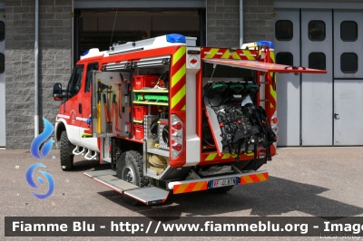 Iveco Daily 4x4 VI serie
Vigili del Fuoco
Unione Distrettuale della Val Di Sole
Corpo Volontario di Ossana (TN)
Allestimento Fulmix
VF 4L8 TN
Parole chiave: Iveco Daily_4x4_VIserie VF4L8TN