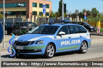 Skoda Octavia Wagon V serie
Polizia di Stato
Polizia Stradale
Allestimento Focaccia
In scorta al
Giro della Romagna
POLIZIA M5239
Parole chiave: Skoda Octavia_Wagon_Vserie POLIZIAM5239