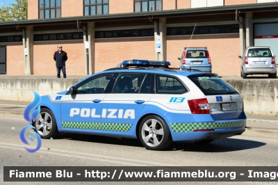 Skoda Octavia Wagon V serie
Polizia di Stato
Polizia Stradale
Allestimento Focaccia
In scorta al
Giro della Romagna
POLIZIA M5239
Parole chiave: Skoda Octavia_Wagon_Vserie POLIZIAM5239