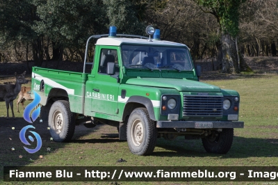 Land Rover Defender 110 HCPU
Carabinieri
Comando Carabinieri Unità per la tutela Forestale, Ambientale e Agroalimentare
CC BJ 528
Parole chiave: Land-Rover Defender_110_HCPU CCBJ528